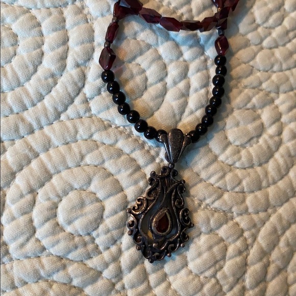 Necklace red/ purple possible garnet stones - Picture 2 of 4